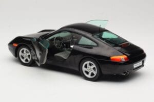 Porsche 911 996 Carrera Juodas Sun Star 1:18 1202 Metalas - nuotrauka 5 iš 8