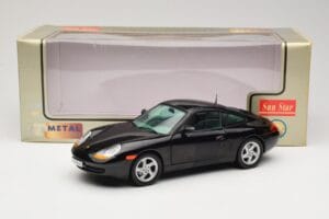 Porsche 911 996 Carrera Juodas Sun Star 1:18 1202 Metalas - nuotrauka 8 iš 8