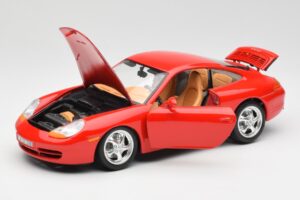 Porsche 911 996 Carrera Raudonas Bburago 1:18 3385 Metalas - nuotrauka 2 iš 8