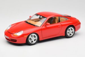 Porsche 911 996 Carrera Raudonas Bburago 1:18 3385 Metalas