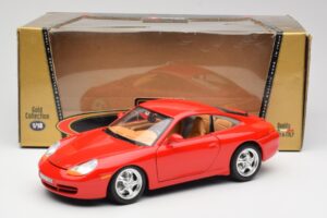 Porsche 911 996 Carrera Raudonas Bburago 1:18 3385 Metalas - nuotrauka 8 iš 8