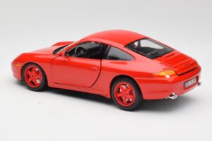 Porsche 911 996 Carrera Raudonas Riboto Leidimo Bburago 1:18 3385-M1 Metalas - nuotrauka 7 iš 8