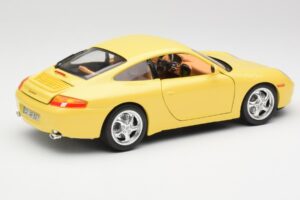 Porsche 911 996 Carrera Geltonas Bburago 1:18 30085-M1 Metalas - nuotrauka 3 iš 8