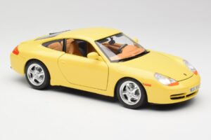 Porsche 911 996 Carrera Geltonas Bburago 1:18 30085-M1 Metalas - nuotrauka 6 iš 8