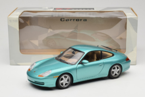 Porsche 911 996 Green Metallic UT Models 1:18 27901 Metalas - nuotrauka 8 iš 8