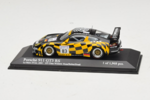 Porsche 911 996 GT3 RS #83 Rosa / Babini 24 Hours of Le Mans 2001 Minichamps 1:43 400016983 Metalas