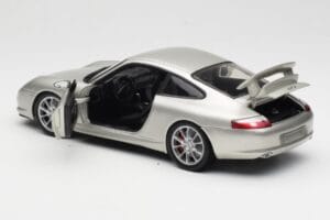 Porsche 911 996 GT3 Sidabrinis Hot Wheels 1:18 C2590 Metalas - nuotrauka 5 iš 8