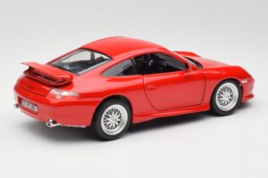 Porsche 911 996 GT3 Strasse Raudonas Bburago 1:18 30395 Metalas - nuotrauka 3 iš 8