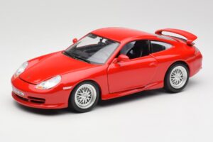 Porsche 911 996 GT3 Strasse Raudonas Bburago 1:18 30395 Metalas