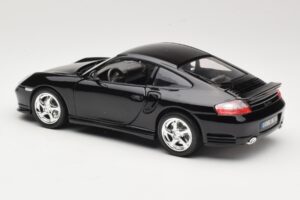 Porsche 911 996 Turbo Juodas Bburago 1:18 18-12030 Metalas - nuotrauka 7 iš 8