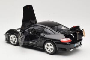 Porsche 911 996 Turbo Juodas Bburago 1:18 3367 Metalas - nuotrauka 5 iš 8