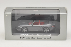 Porsche 911 997 Turbo Cabriolet Grey Metallic Minichamps 1:43 WAP02015218 Metalas - nuotrauka 4 iš 4
