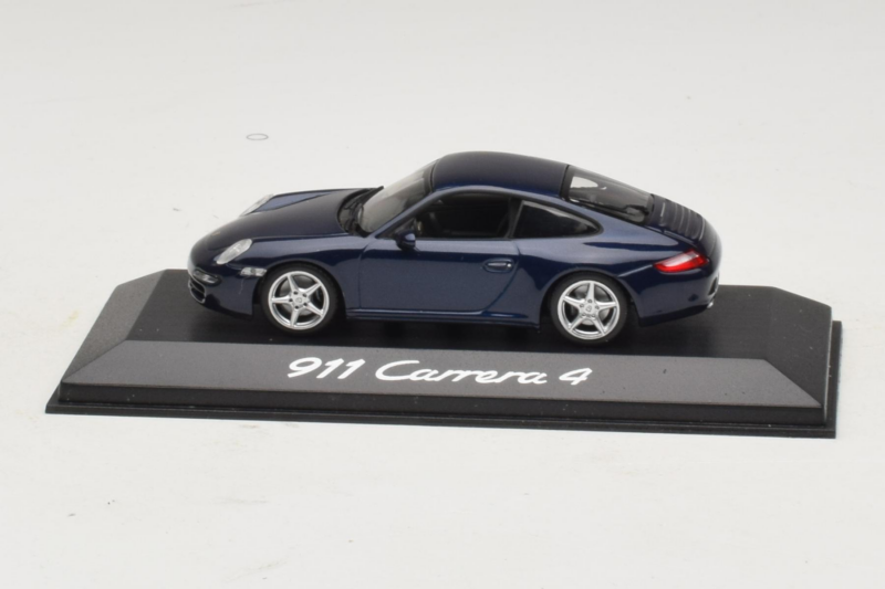 Porsche 911 997 Carrera 4 Dark Blue Metallic Minichamps 1:43 WAP02010016 Metalas