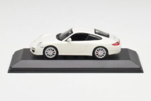 Porsche 911 997 Carrera 4S Carrara Baltas Minichamps 1:43 403066431 Metalas