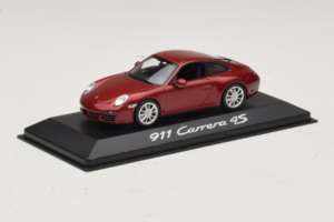 Porsche 911 997 Carrera 4S Raudonas Minichamps 1:43 WAP02001718 Metalas - nuotrauka 2 iš 4