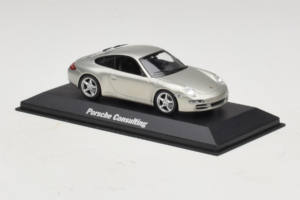 Porsche 911 997 Carrera Silver Metallic Minichamps 1:43 WAP02011515 Metalas - nuotrauka 2 iš 5