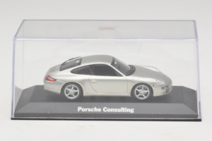 Porsche 911 997 Carrera Silver Metallic Minichamps 1:43 WAP02011515 Metalas - nuotrauka 4 iš 5