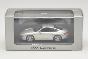 Porsche 911 997 Carrera Silver Metallic Minichamps 1:43 WAP02011515 Metalas - nuotrauka 5 iš 5