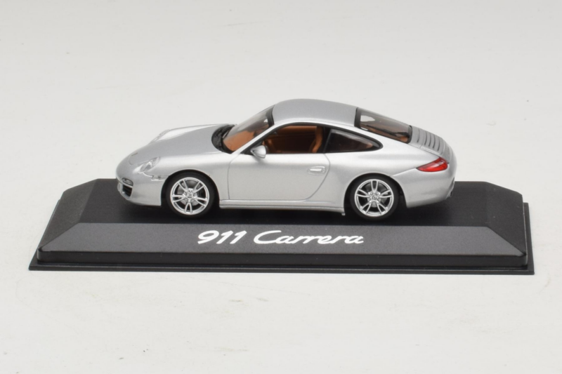 Porsche 911 997 Carrera Silver Metallic Minichamps 1:43 WAP02001218 Metalas