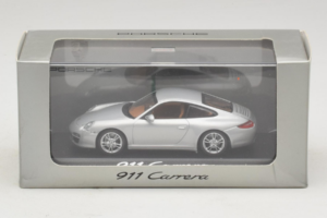 Porsche 911 997 Carrera Silver Metallic Minichamps 1:43 WAP02001218 Metalas - nuotrauka 5 iš 5