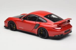 Porsche 911 997 GT2 RS Raudonas Su Juodais Ratlankiais Minichamps 1:18 100069407 Metalas - nuotrauka 7 iš 8