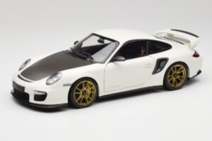 Porsche 911 997 GT2 RS Baltas & Auksinis Ratai Minichamps 1:18 100069406 Metalas