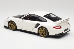 Porsche 911 997 GT2 RS Baltas & Auksinis Ratai Minichamps 1:18 100069406 Metalas - nuotrauka 7 iš 8