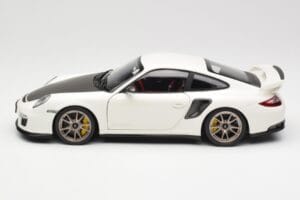 Porsche 911 997 GT2 RS Baltas Minichamps 1:18 100069400 Metalas - nuotrauka 4 iš 8