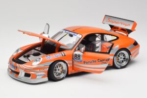 Porsche 911 997 GT3 R #88 Porsche Consulting 2005 AUTOart 1:18 77821 Metalas - nuotrauka 2 iš 8