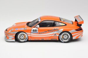 Porsche 911 997 GT3 R #88 Porsche Consulting 2005 AUTOart 1:18 77821 Metalas - nuotrauka 4 iš 8