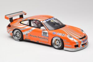 Porsche 911 997 GT3 R #88 Porsche Consulting 2005 AUTOart 1:18 77821 Metalas - nuotrauka 6 iš 8
