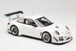Porsche 911 997 GT3 R Street Baltas Minichamps 1:18 151108900 Metalas - nuotrauka 4 iš 6