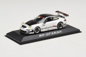 Porsche 911 997 GT3 RS Baltas Minichamps 1:43 WAP0203018 Metalas - nuotrauka 2 iš 4