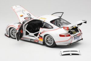 Porsche 911 997 GT3 RSR #83 Team Seikel L. Nielsen / M. Ehret / D. Farnbacher 24 Hours of Le Mans 2006 Minichamps 1:18 100066 - nuotrauka 5 iš 8
