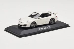 Porsche 911 997 GT3 Baltas Minichamps 1:43 WAP0202080C Metalas - nuotrauka 2 iš 4