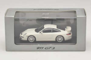 Porsche 911 997 GT3 Baltas Minichamps 1:43 WAP02012016 Metalas - nuotrauka 5 iš 5