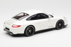 Porsche 911 997 GTS Baltas GT Spirit 1:18 GT287 Derva - nuotrauka 2 iš 6