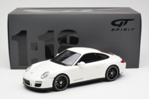 Porsche 911 997 GTS Baltas GT Spirit 1:18 GT287 Derva - nuotrauka 6 iš 6