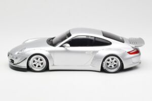 Porsche 911 997 RWB Abu Dhabi IXO 1:18 18CMC166 Metalas - nuotrauka 3 iš 6