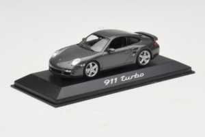 Porsche 911 997 Turbo Grey Metallic Minichamps 1:43 WAP02013116 Metalas - nuotrauka 2 iš 4