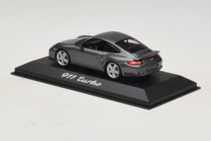 Porsche 911 997 Turbo Grey Metallic Minichamps 1:43 WAP02013016 Metalas - nuotrauka 3 iš 5