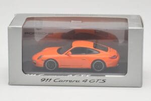 Porsche 911 997.2 Carrera 4 GTS Oranžinis Minichamps 1:43 WAP0201140C Metalas - nuotrauka 4 iš 4