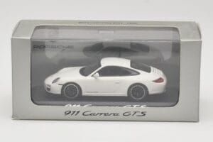Porsche 911 997.2 Carrera GTS Baltas Minichamps 1:43 WAP0200200B Metalas - nuotrauka 4 iš 4