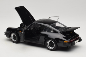 Porsche 911 Carrera 3.2 Juodas Minichamps 1:18 100063060-R1 Metalas - nuotrauka 5 iš 8