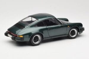 Porsche 911 Carrera Green Metallic Minichamps 1:18 100063022 Metalas - nuotrauka 3 iš 8