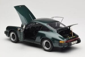 Porsche 911 Carrera Green Metallic Minichamps 1:18 100063022 Metalas - nuotrauka 5 iš 8