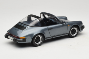 Porsche 911 SC Sidabrinis Minichamps 1:18 100063060 Metalas - nuotrauka 3 iš 8