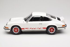 Porsche 911 Carrera RS 2.7 Grand Prix White With Red Norev 1:12 127514 Metalas - nuotrauka 3 iš 6
