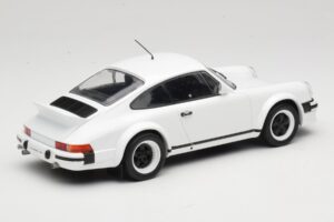 Porsche 911 SC GT Race Version IXO 1:18 18CMC007 Metalas - nuotrauka 2 iš 6