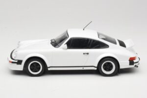 Porsche 911 SC GT Race Version IXO 1:18 18CMC007 Metalas - nuotrauka 3 iš 6